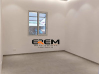 New Ground floor with private entrance For rent in Mishref - آپارتمان ها