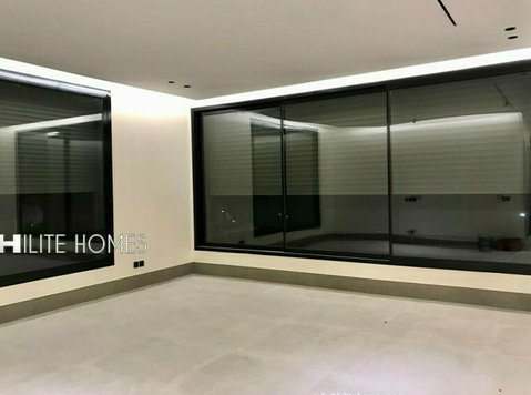 FOUR MASTER BEDROOM FLOOR FOR RENT IN DASMA,KUWAIT - Apartments