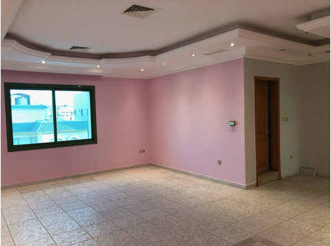 Big 3 bedrooms floor in Mishref - Leiligheter
