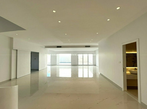 Qortuba – brand new, contemporary duplexes w/ private pool - 아파트
