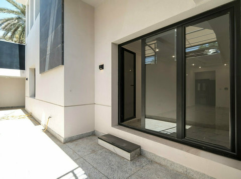 Rumaithiya – very nice unfurnished apartments w/gym - Apartments