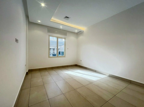 Sabah Al Ahmad - big, new 3 bedrooms apartments for expats - アパート