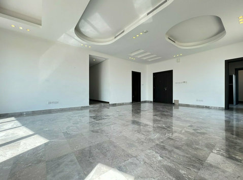 Salmiya - beautiful 3 master bedrooms penthouse w/terrace - آپارتمان ها