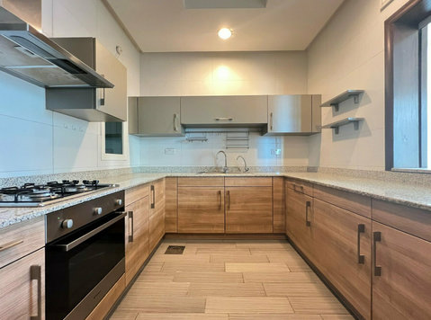 Salmiya - sea view 2 master bedrooms apartment w/balcony - Apartments