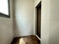 Salmiya – unfurnished bedroom apartments w/pool - Pisos