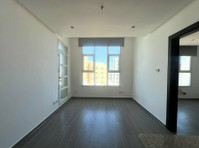 Salmiya -unfurnished, one bedroom apartment w/balcony - 	
Lägenheter
