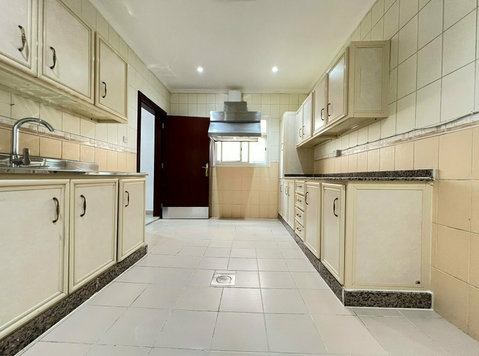 Salwa - big 3 bedrooms floor - آپارتمان ها
