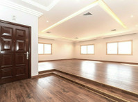 Salwa – lovely, spacious, unfurnished four bedroom floor
