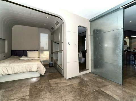 Salwa – quirky, spacious, furnished, one bedroom apartment - דירות