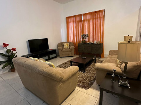 Lovely Spacious One-Bedroom Apartment - Apartemen