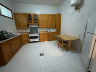 Lovely Spacious One-Bedroom Apartment - Byty