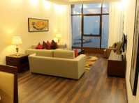 Sea View/ Furnished & serviced apartments-bnied Al Gar - شقق