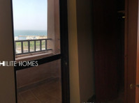 Sea view three bedroom apartment for starting rent Kd 950 - Pisos