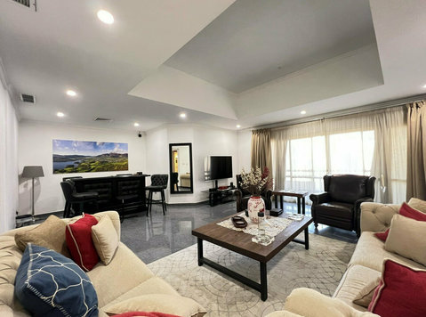 Shaab - big 3 bedrooms furnished apartment w/balcony - アパート