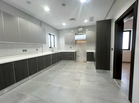 Shaab - new, big 4 master bedrooms floor with balcony - Apartments