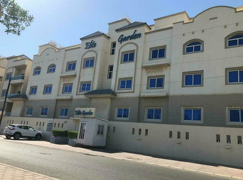 Spacious Luxury Fully Furnished apartment’s prime location - Apartments