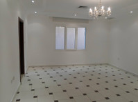 Spacious & oversized 4 bedroom floor in mangaf with balcony