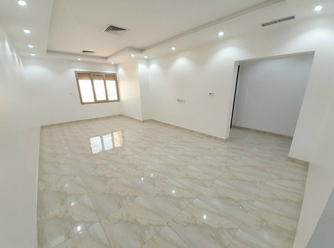 Super Deluxe 3 bedrooms spacious apartment in sabah Al-ahmad - Апартмани/Станови