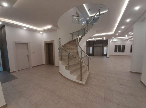 Super Deluxe Modern Luxury Villa 5 Bedrooms Sabah Al Ahmad - Апартмани/Станови