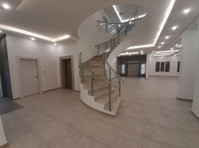 Super Deluxe Modern Luxury Villa 5 Bedrooms Sabah Al Ahmad - குடியிருப்புகள்  
