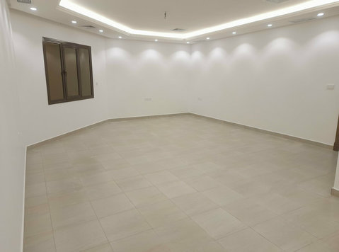 Super Deluxe New 3 Bedroom Apartment /balcony Sabah Al Ahmad - اپارٹمنٹ