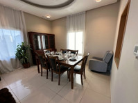 Lovely Spacious One-Bedroom with Large Balcony - Appartements
