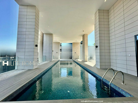Brand New Two Master bedroom seaview apartment, Kuwait City - Pisos