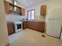 Very Modern 1 Bedroom Furnished And 2 Bed Unfurnished At 500 - アパート
