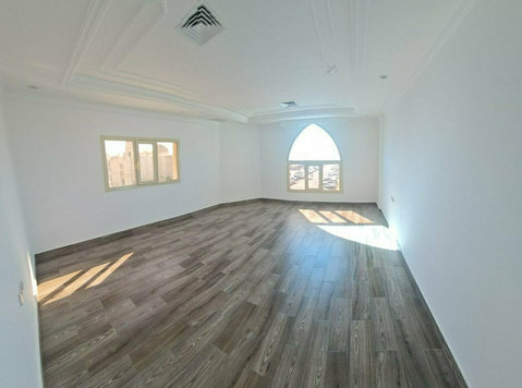very nice high quality floor in salwa with balcony - اپارٹمنٹ
