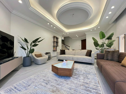 West Mishref - Beautiful 4 bedrooms furnished duplex - Apartamentos