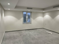 New 3 bedrooms  apartment  in Bayan with balcony - Pisos