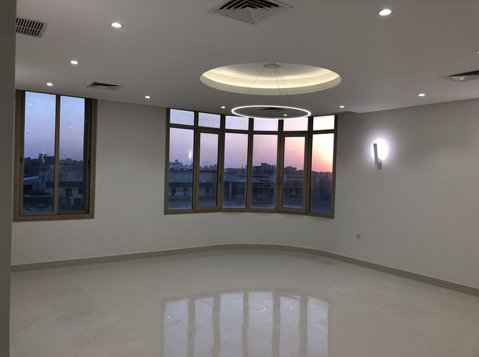 full flat in kuwait surra for rent - شقق