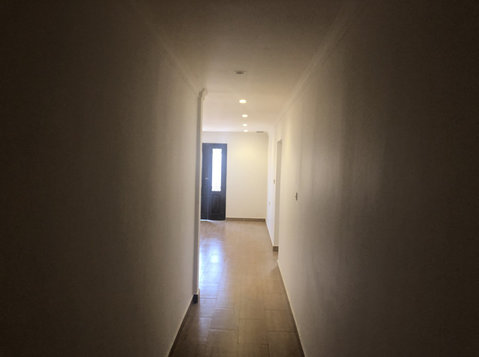 ground floor flat in salwa for rent - 公寓