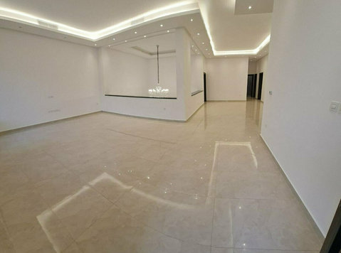 Amazing two floors of villa in Abu Fatera - Apartments