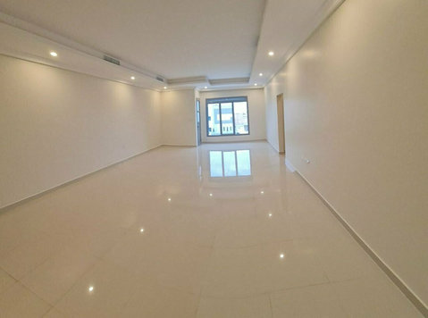 very nice huge flat in Fintas with sharing swimming pool - آپارتمان ها