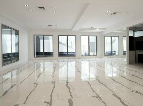 Al Masayel – modern, six bedroom villa w/basement - Hus