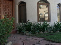 Beautiful Villa with private yard for Kd 2400 in Jabriya - Case