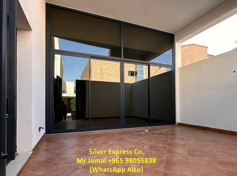 Brand New 4 Storayed 10 Bedroom Modern House in Rumaithiya. - Hus