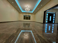 For rent, a luxurious villa in Jabriya, 750 meters - Maisons