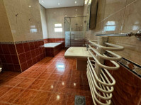 For rent, a luxurious villa in Jabriya, 750 meters - Maisons