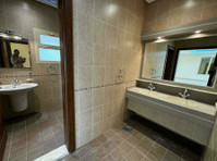 For rent, a luxurious villa in Jabriya, 750 meters - Maisons