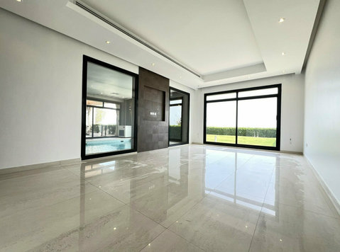Mahboola - beachfront 5 master bedrooms villa w/pool - Houses