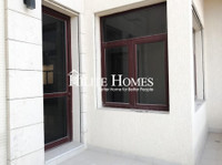 Modern 3 floor villa with pool Kd2250 Hilite Homes - Case