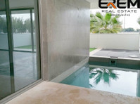 Modern villa in West Mushrif with an outdoor garden,pool - خانه ها
