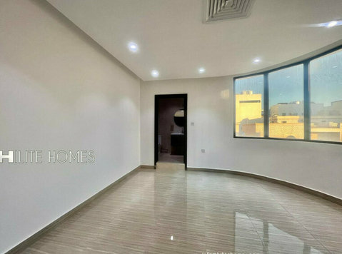 Four Bedroom Apartment Floor Available For Rent In Jabriya - Korterid