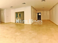 Spacious Villa with pool for rent in Salam - Houses