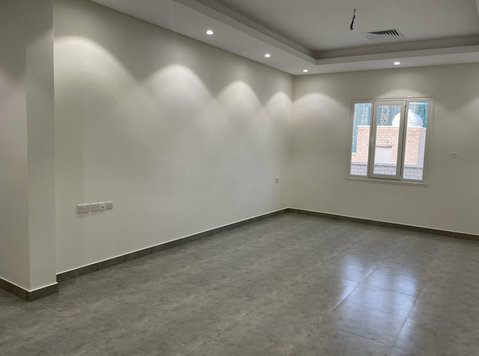 New 3 bedrooms apartment in Bayan - Domy