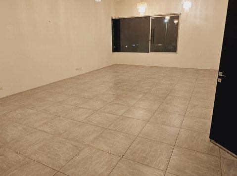 nice villa floor 3 bedrooms in mangaf - Houses