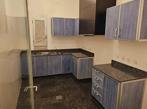 nice villa floor 3 bedrooms in mangaf - Houses