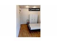 Lovely bedroom in a 4-bedroom apartment - Disewakan